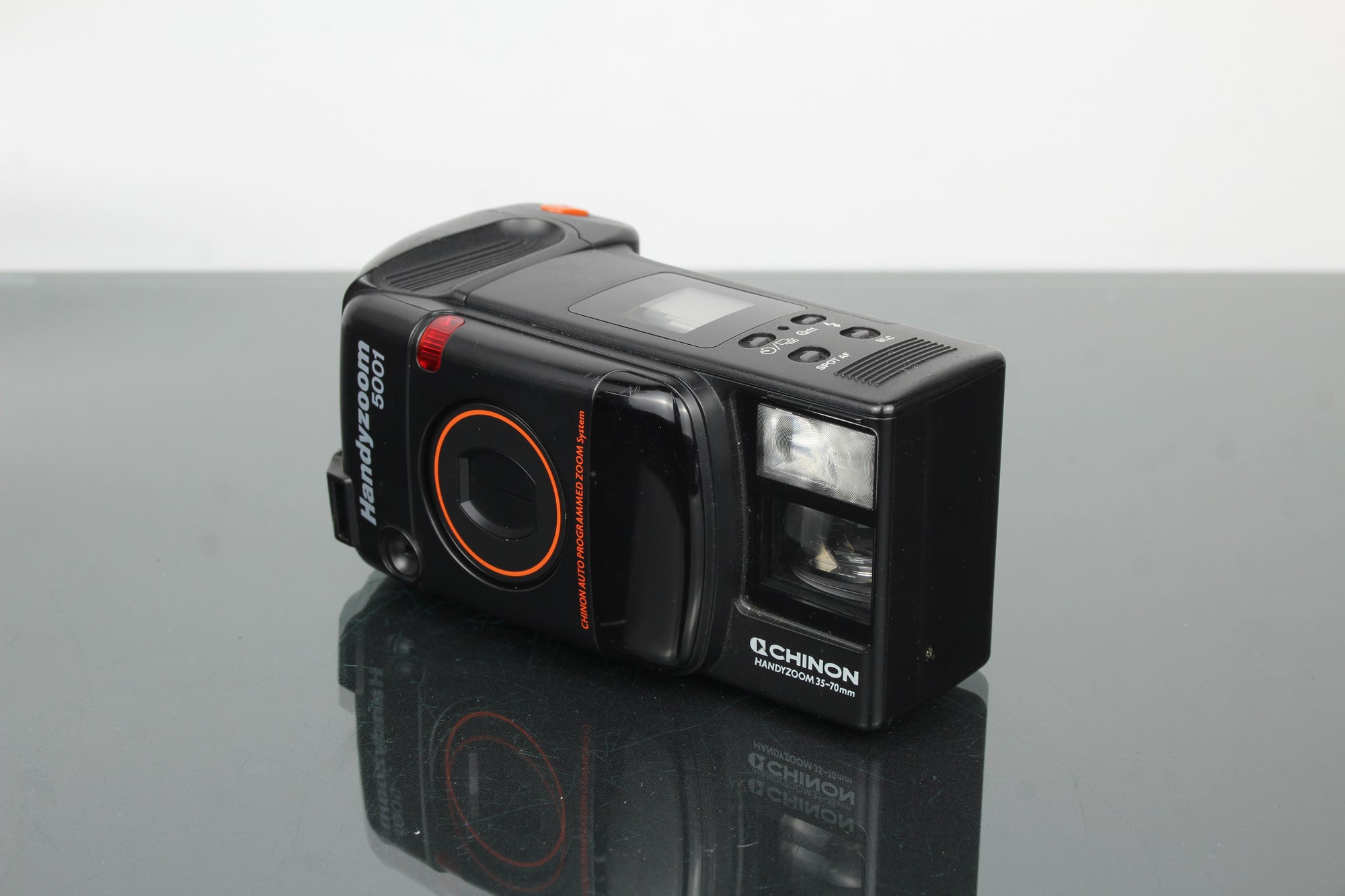 Chinon Handyzoom 5001