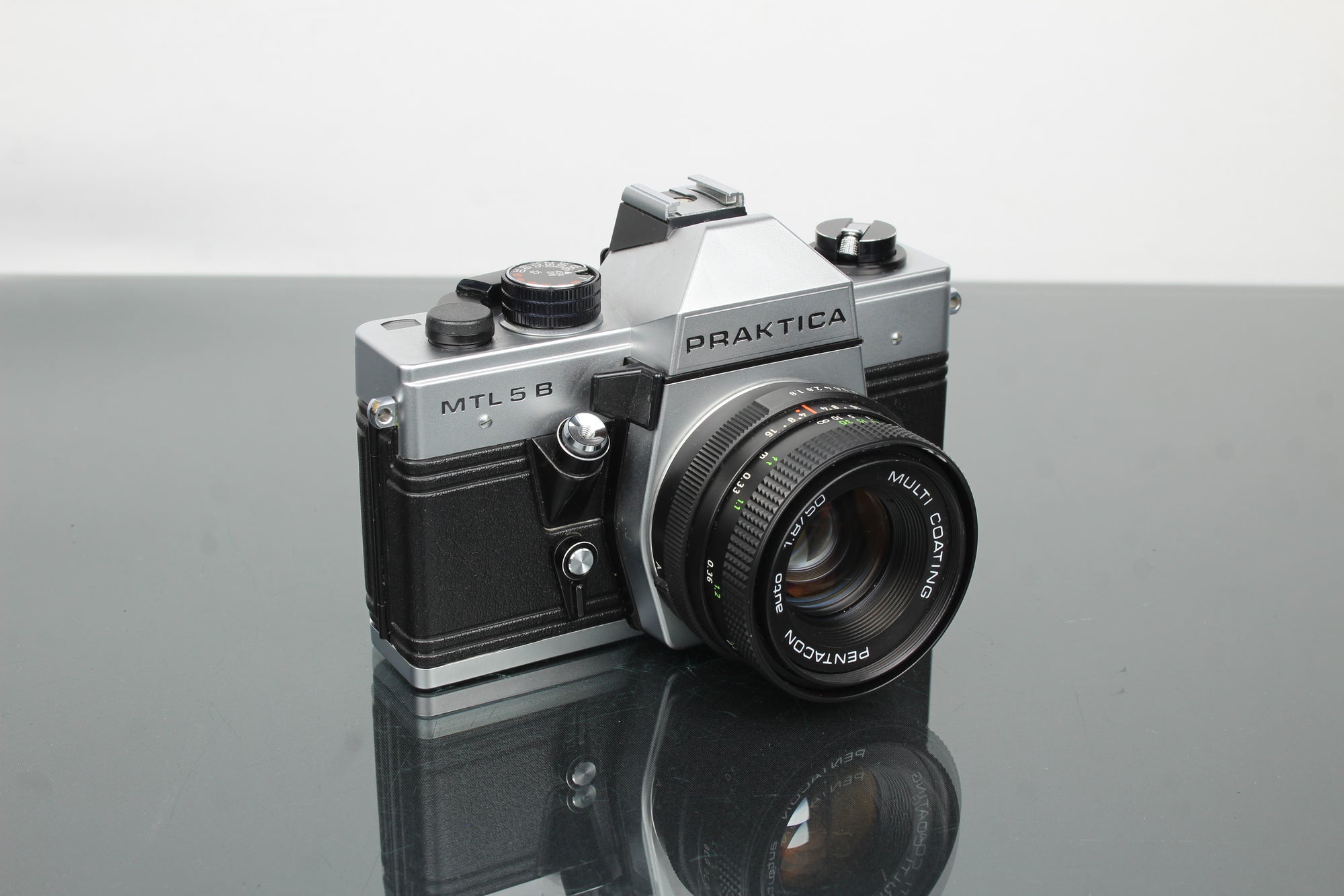 Praktika MLT 5 B + Pentacon auto 1.8/50 lens (M42 mount)