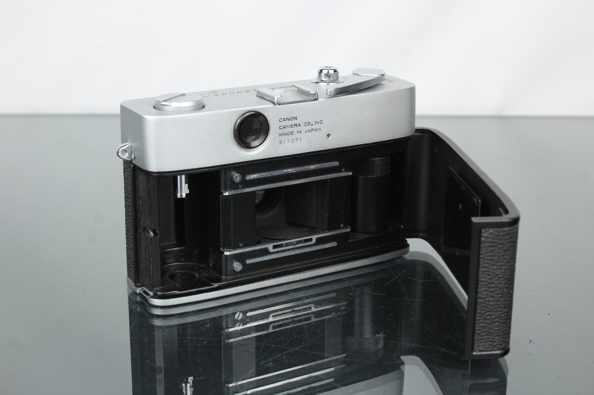 Canon Canonet Junior - Dutch|Thrift