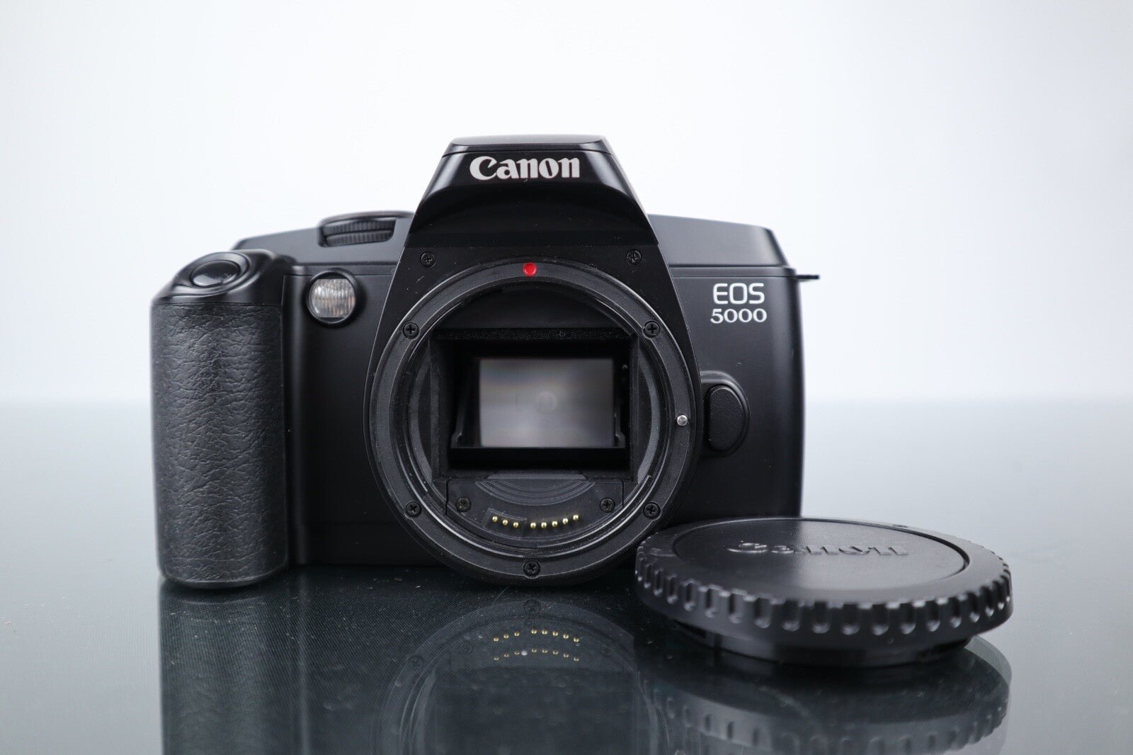 📷 Canon EOS 5000 | 35mm SLR Film Camera | Body Only - Dutch|Thrift