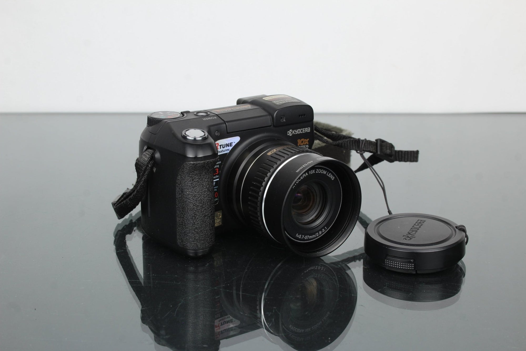 Kyocera Finecam M410R - Dutch|Thrift