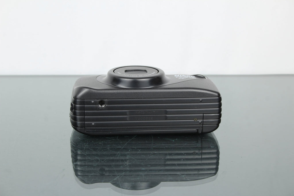 Nikon Zoom 100 AF - Dutch|Thrift
