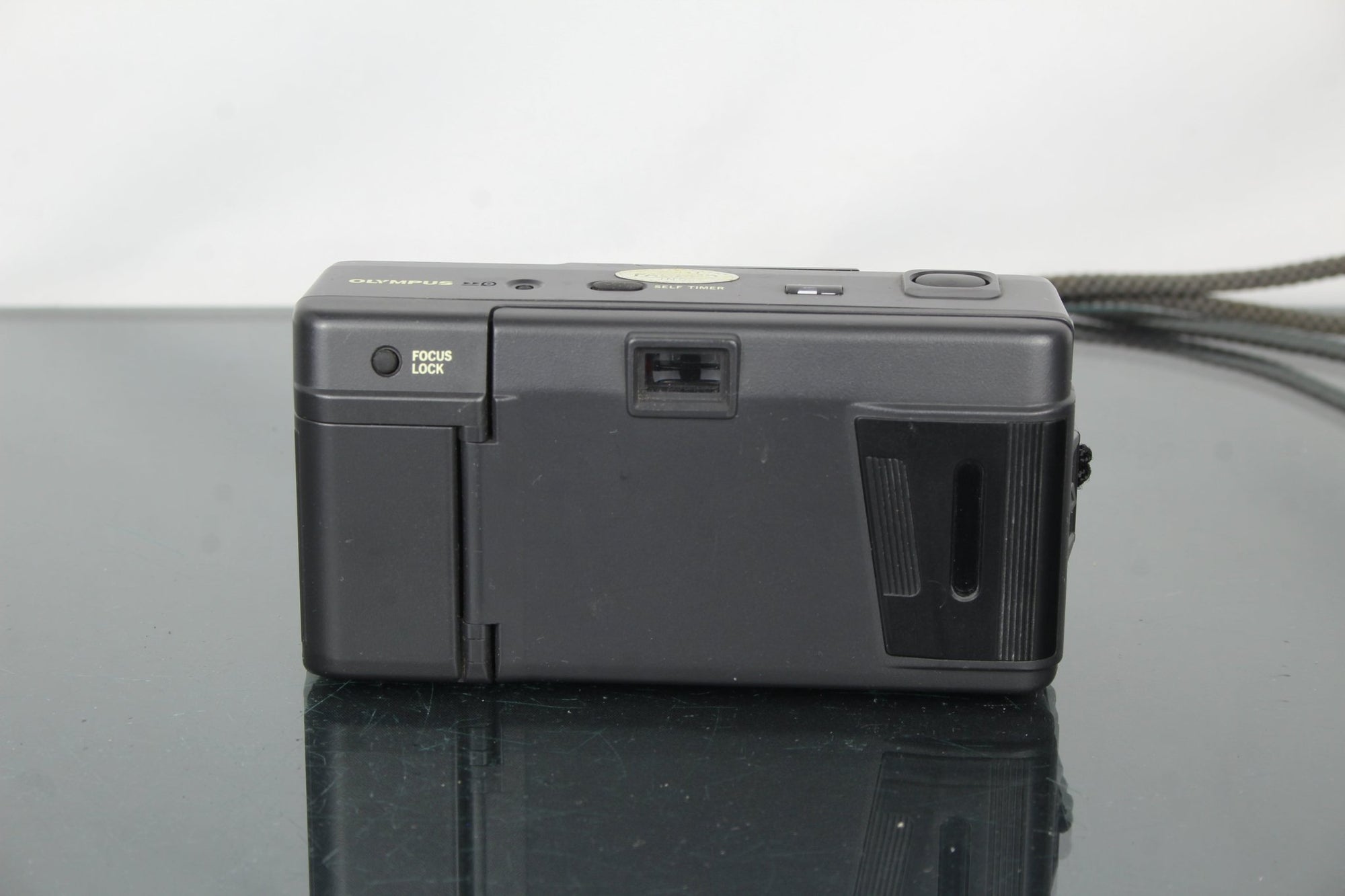 Olympus AF - 1 - Dutch|Thrift