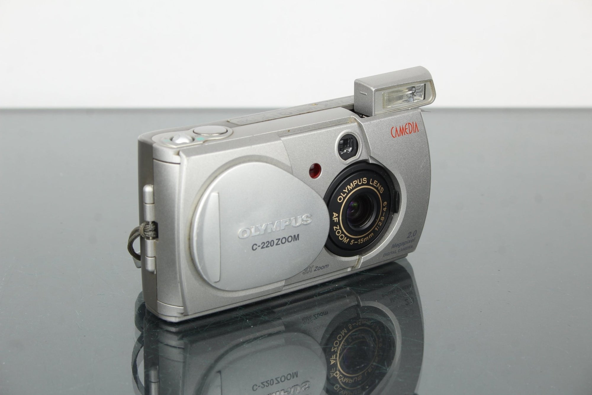 Olympus C - 220 Zoom - Dutch|Thrift