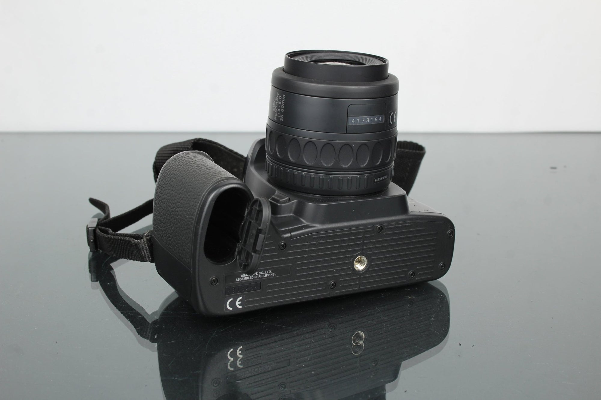 Pentax Z - 70 + SMC Pentax - F 1:4 - 5.6 35 - 80mm - Dutch|Thrift