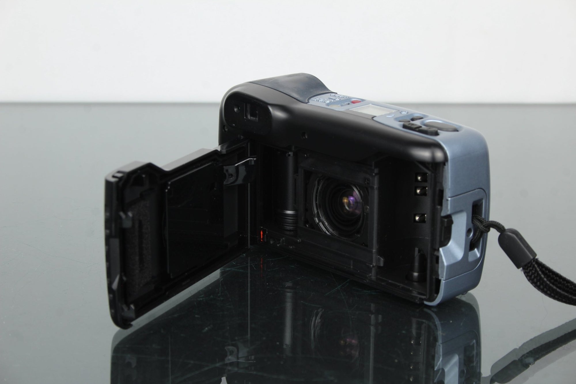 Polaroid 6300Z - Dutch|Thrift