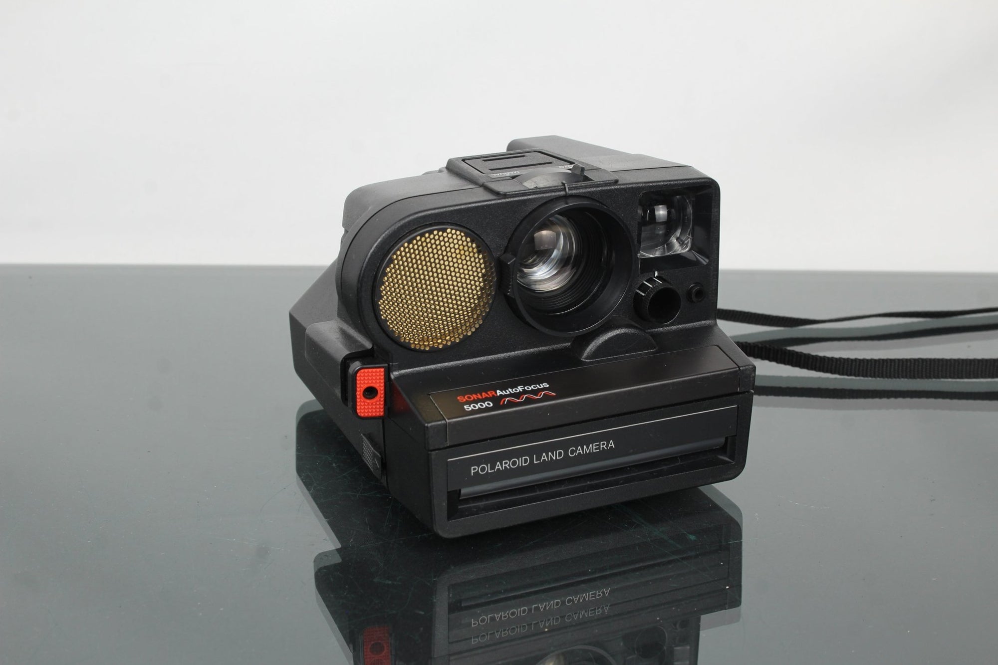 Polaroid Land Sonar Autofocus 5000 - Dutch|Thrift