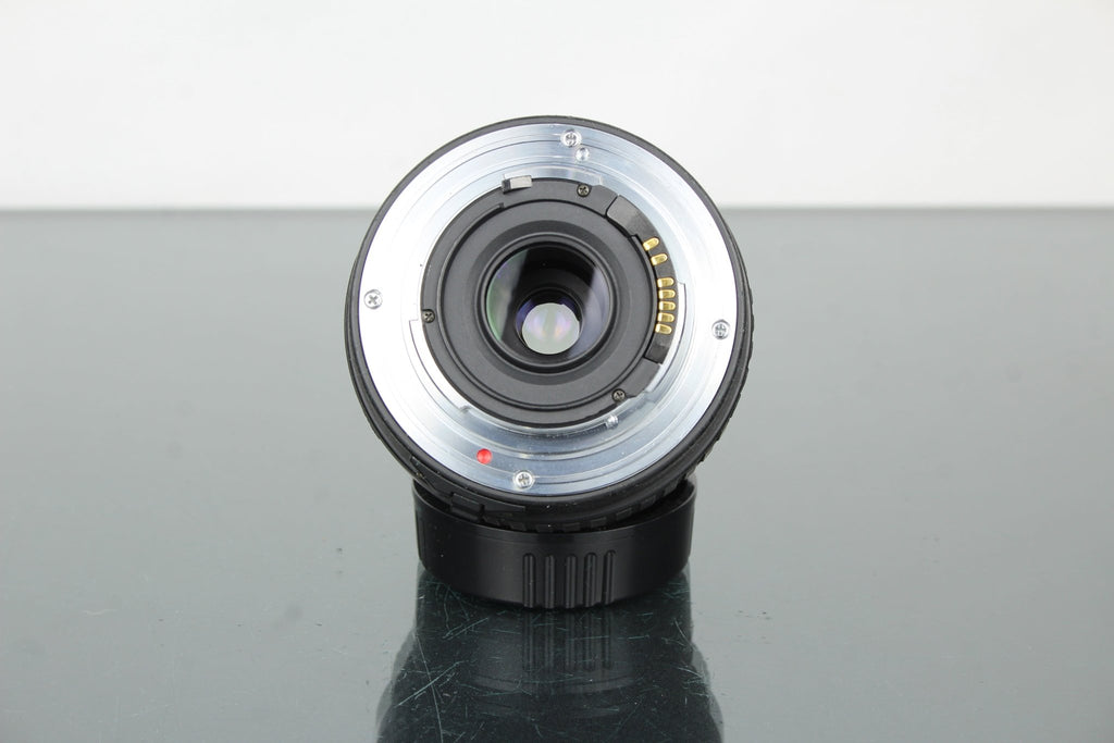 Sigma DL Zoom 35 - 80mm 1:4 - 5.6 - Sigma SA Mount - Dutch|Thrift