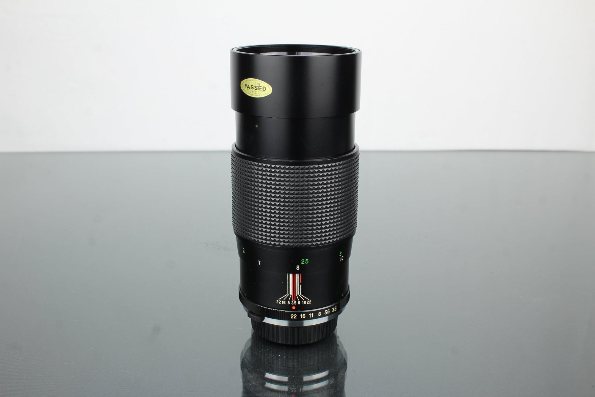 Vivitar 200mm 1:3.5 Olympus OM Mount - Dutch|Thrift