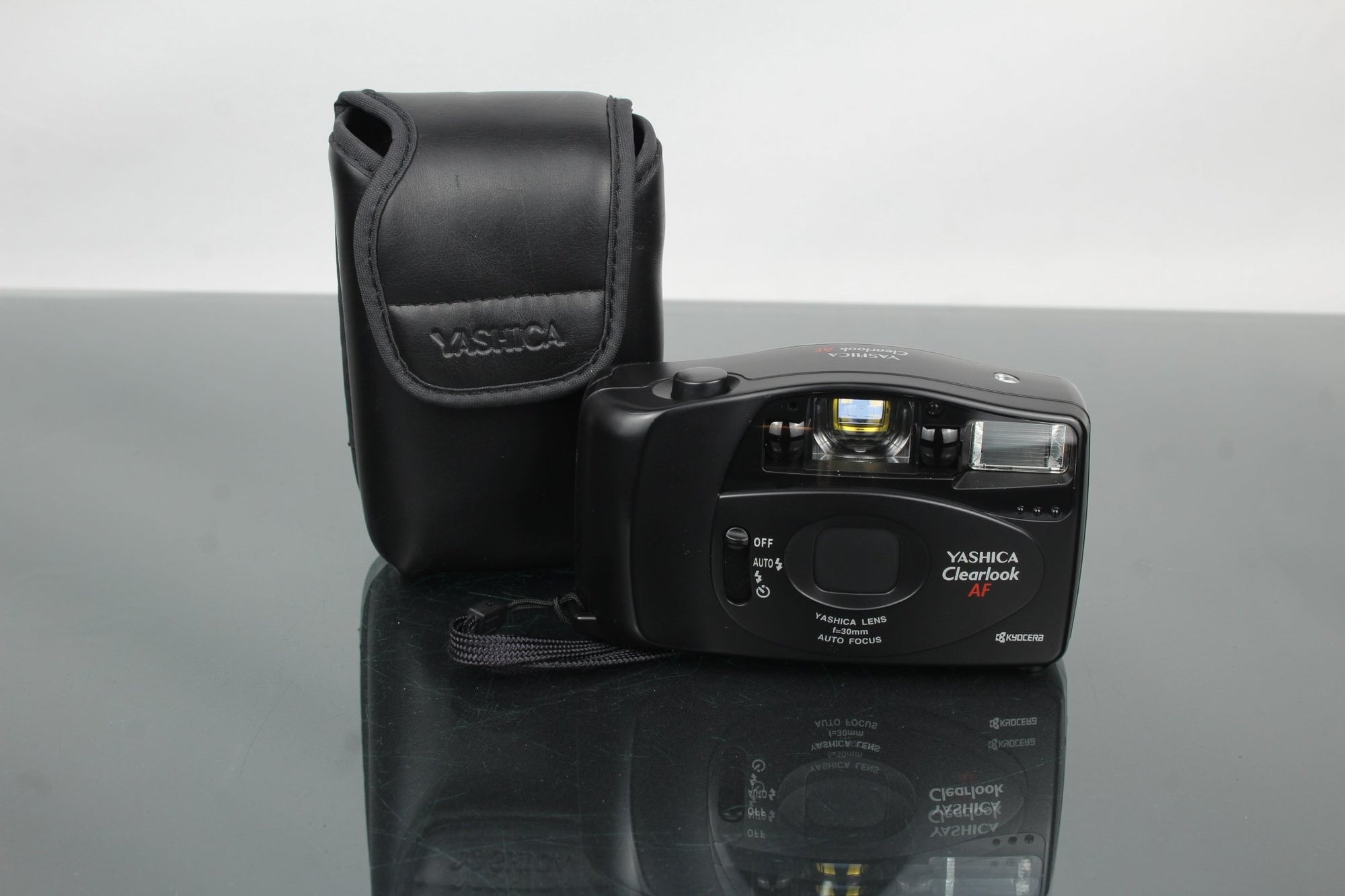 Yashica ClearLook AF - Dutch|Thrift