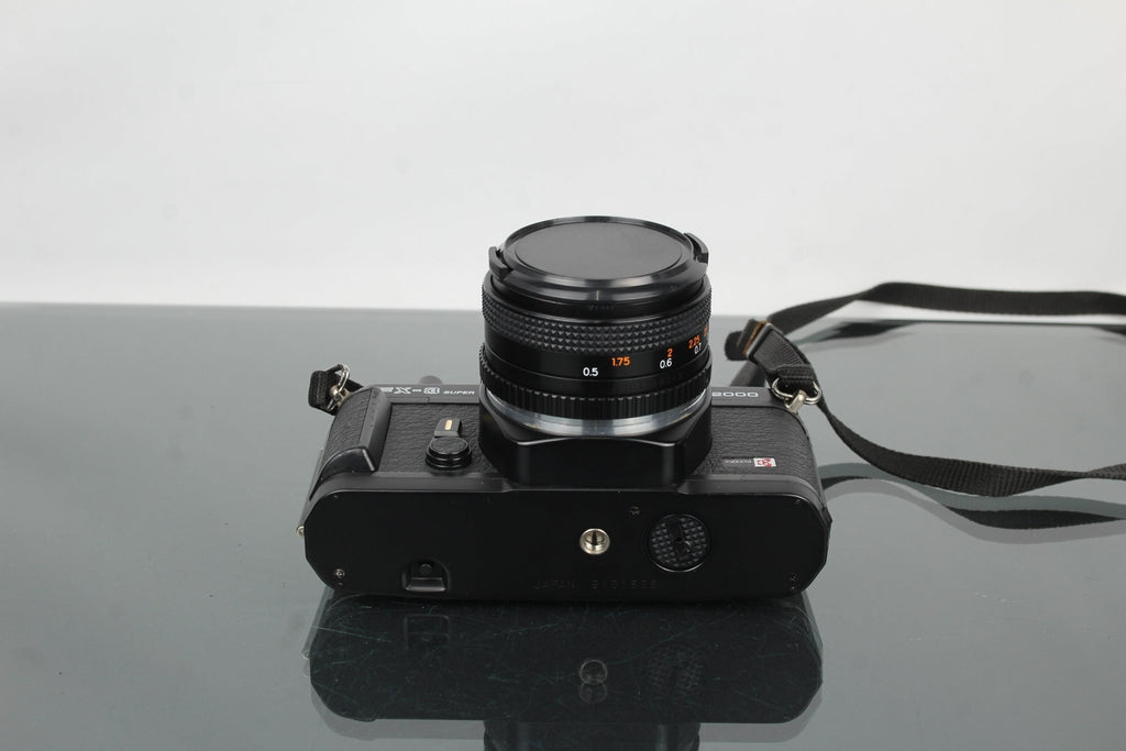 Yashica FX - 3 super 2000 + ML 50mm 1:1.9 lens - Dutch|Thrift